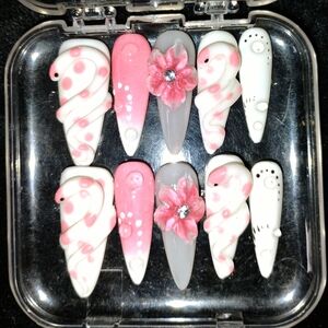 Pink and Gray Decorative Nail Set